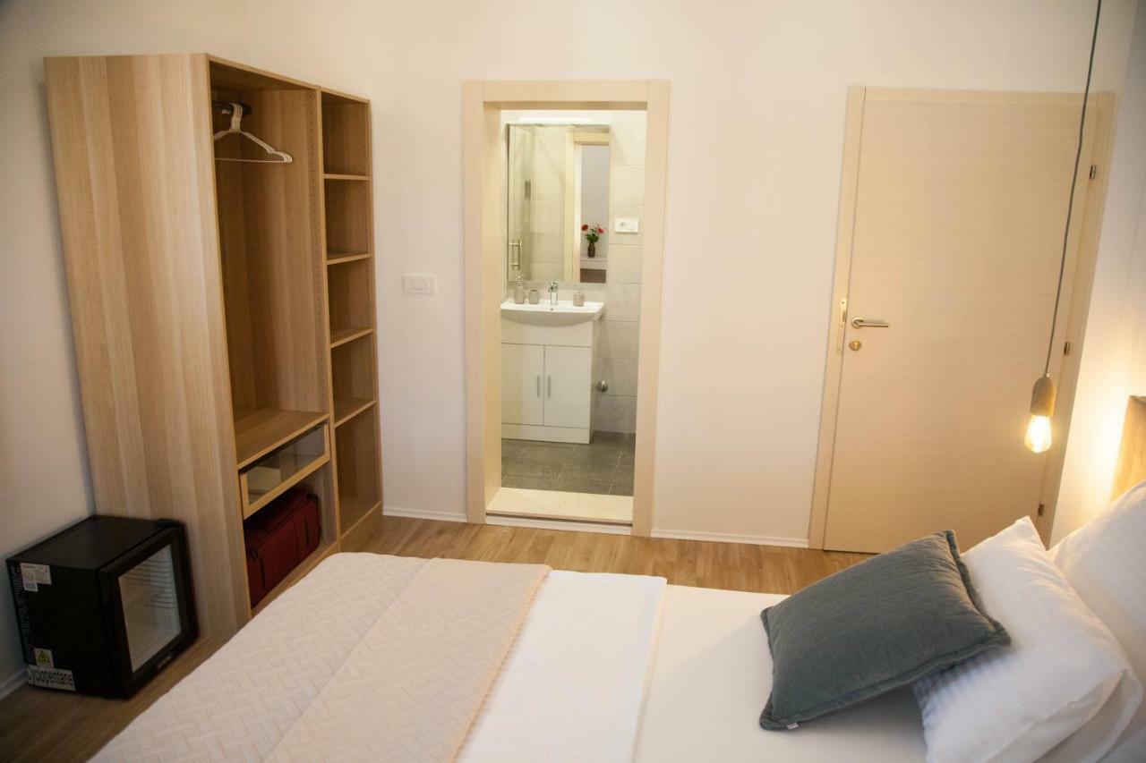 Soukki Town Centre Suites 1 Split Dış mekan fotoğraf