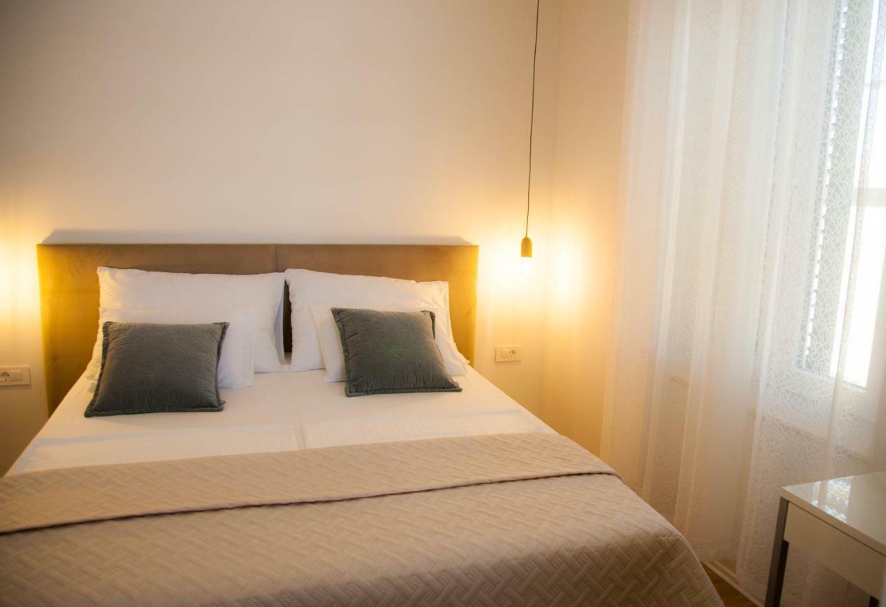 Soukki Town Centre Suites 1 Split Dış mekan fotoğraf