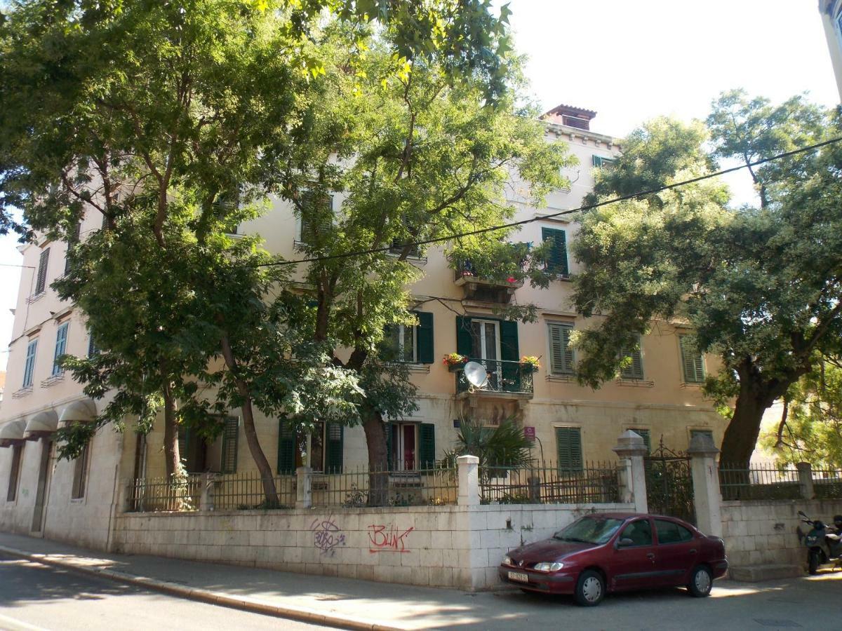 Soukki Town Centre Suites 1 Split Dış mekan fotoğraf
